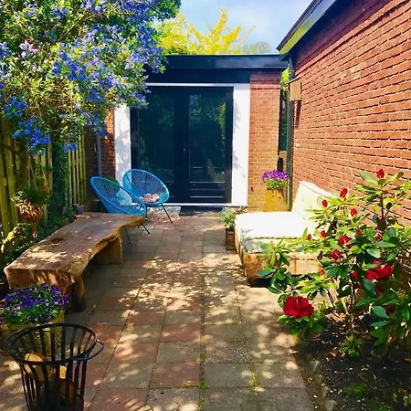 Bed & Breakfast Boutique Hide & Seek, Bed & Beach
